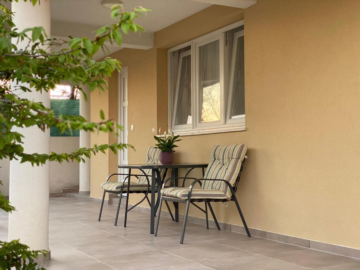 Dajkovic Apartmani Bar Buitenkant foto